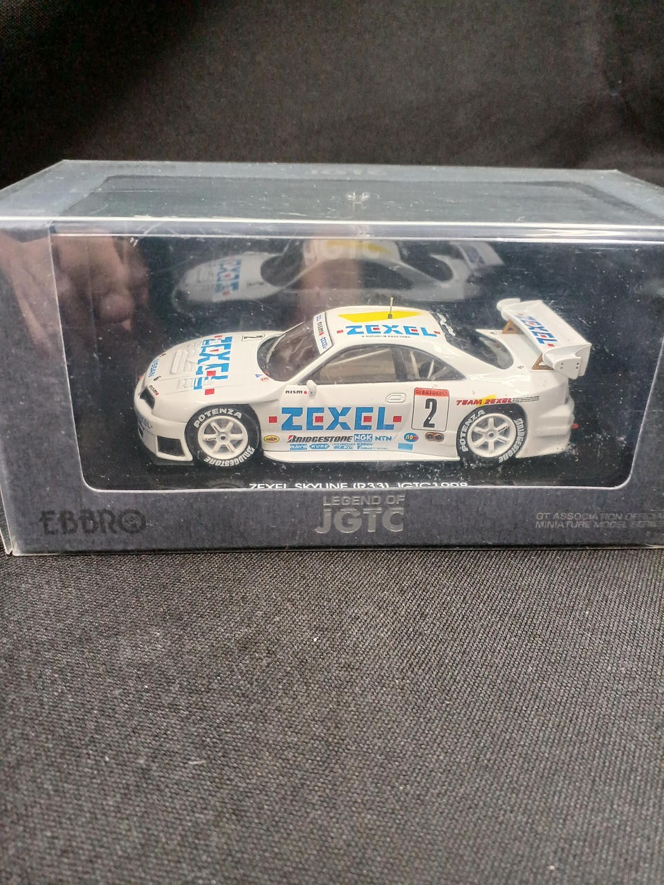 EBBRO White Display Case 1/43 Collectible 13+