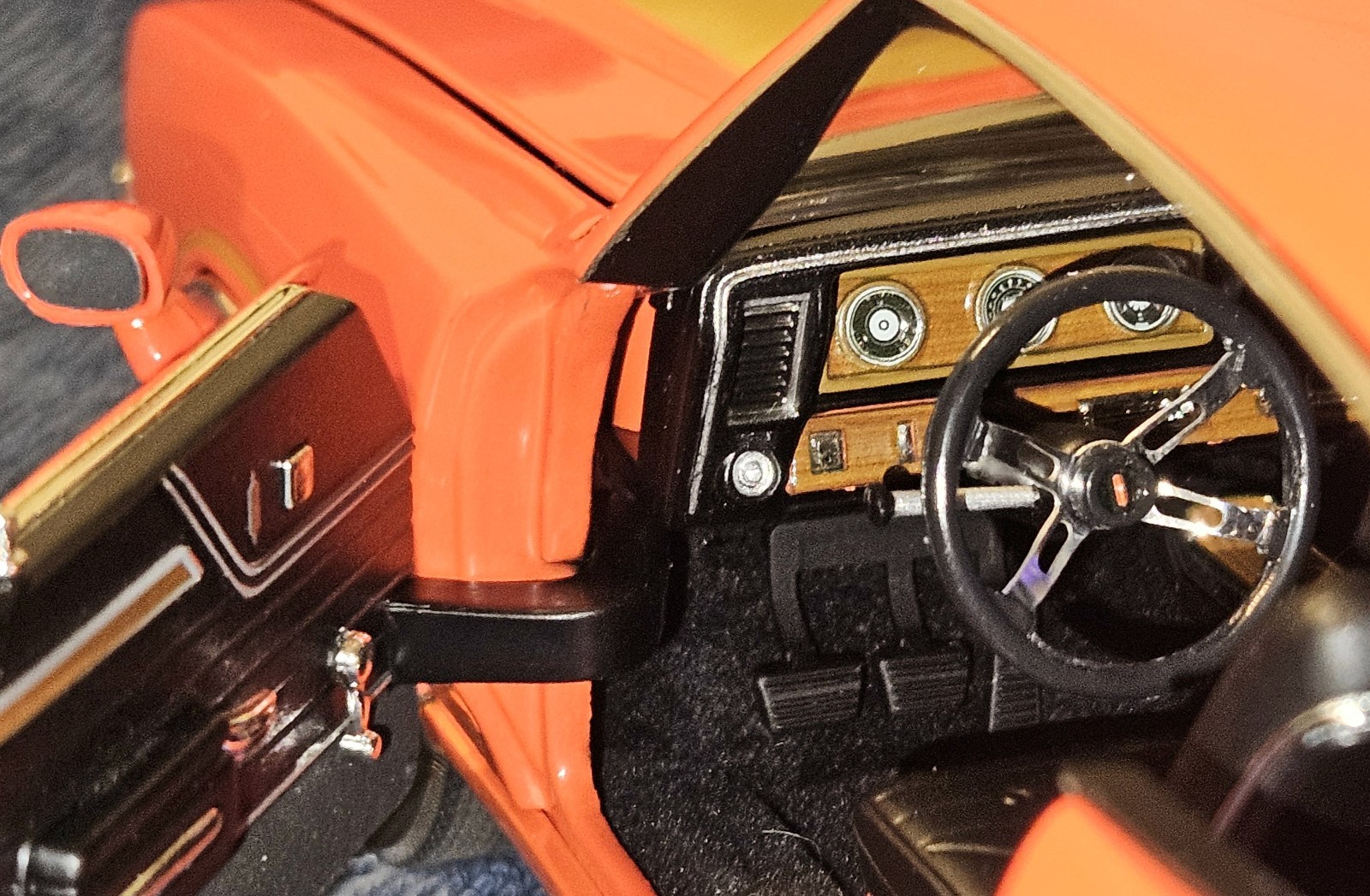 RARE 1970 Oldsmobile 442 W-30 – The Danbury Mint – 1:18 model by Acme