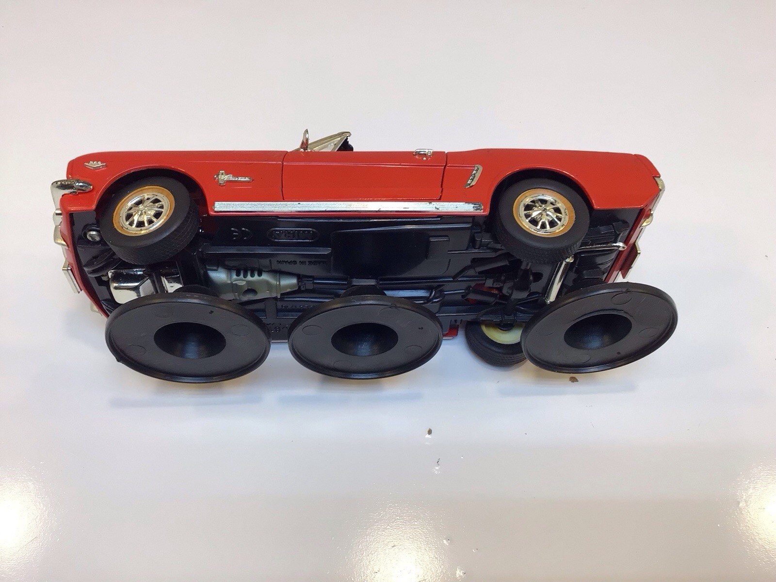 1964 1/2 Red Ford Mustang Convertible 1:18 Die-Cast Mira Golden Line
