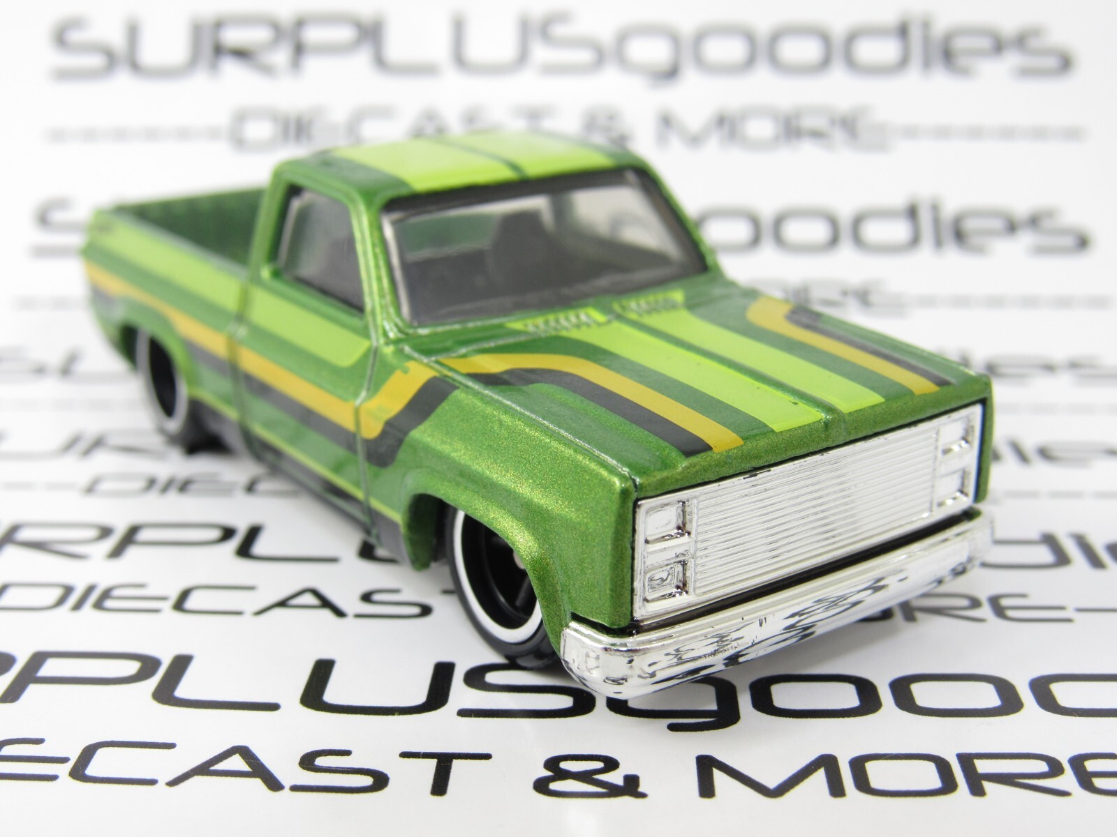 Hot Wheels LOOSE 1983 ’83 CHEVROLET SILVERADO Custom Wheel Swap w/Real Riders V4