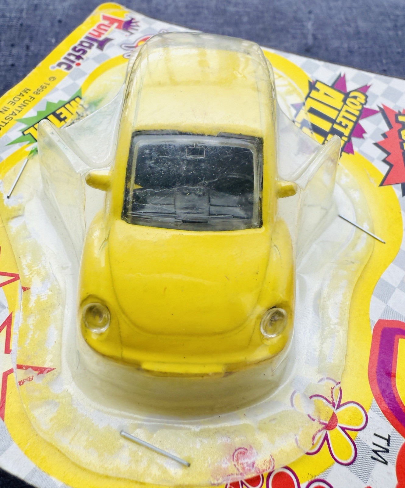 Funtastic Wheel World Friction Powered Volkswagen Beetle Bug Lot of 2 Wind Ups