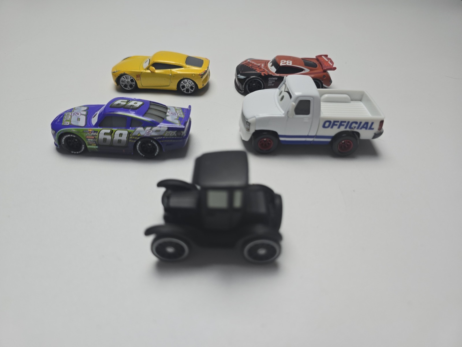Disney Pixar Mattel Cars Dicast Lot of 9 Various Characters