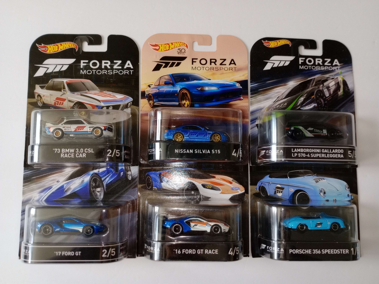 Hot Wheels Retro Entertainment Forza Lot & Bonus Nissan GT-R