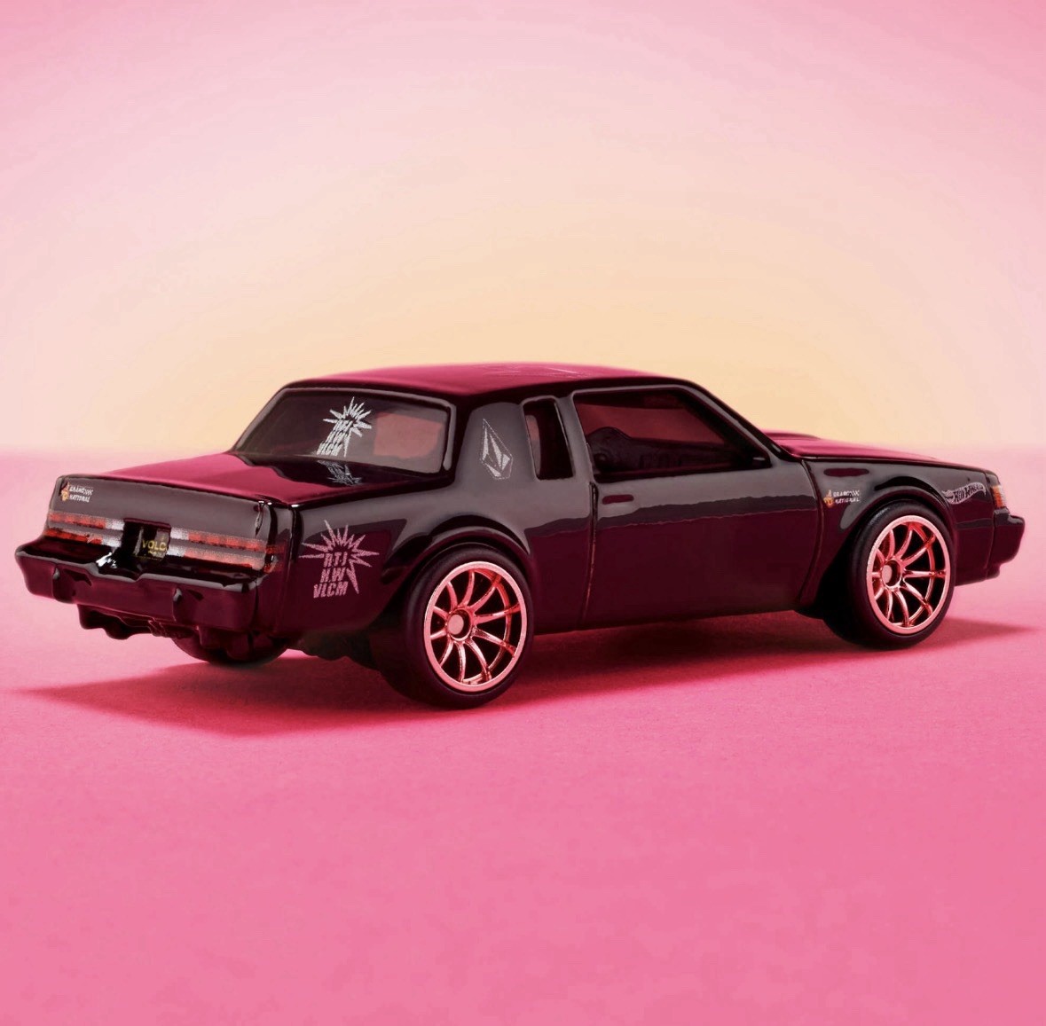 Hot Wheels 2023 Mattel Run The Jewels VOLCOM ’87 Buick Regal GNX Black NEW HTT70