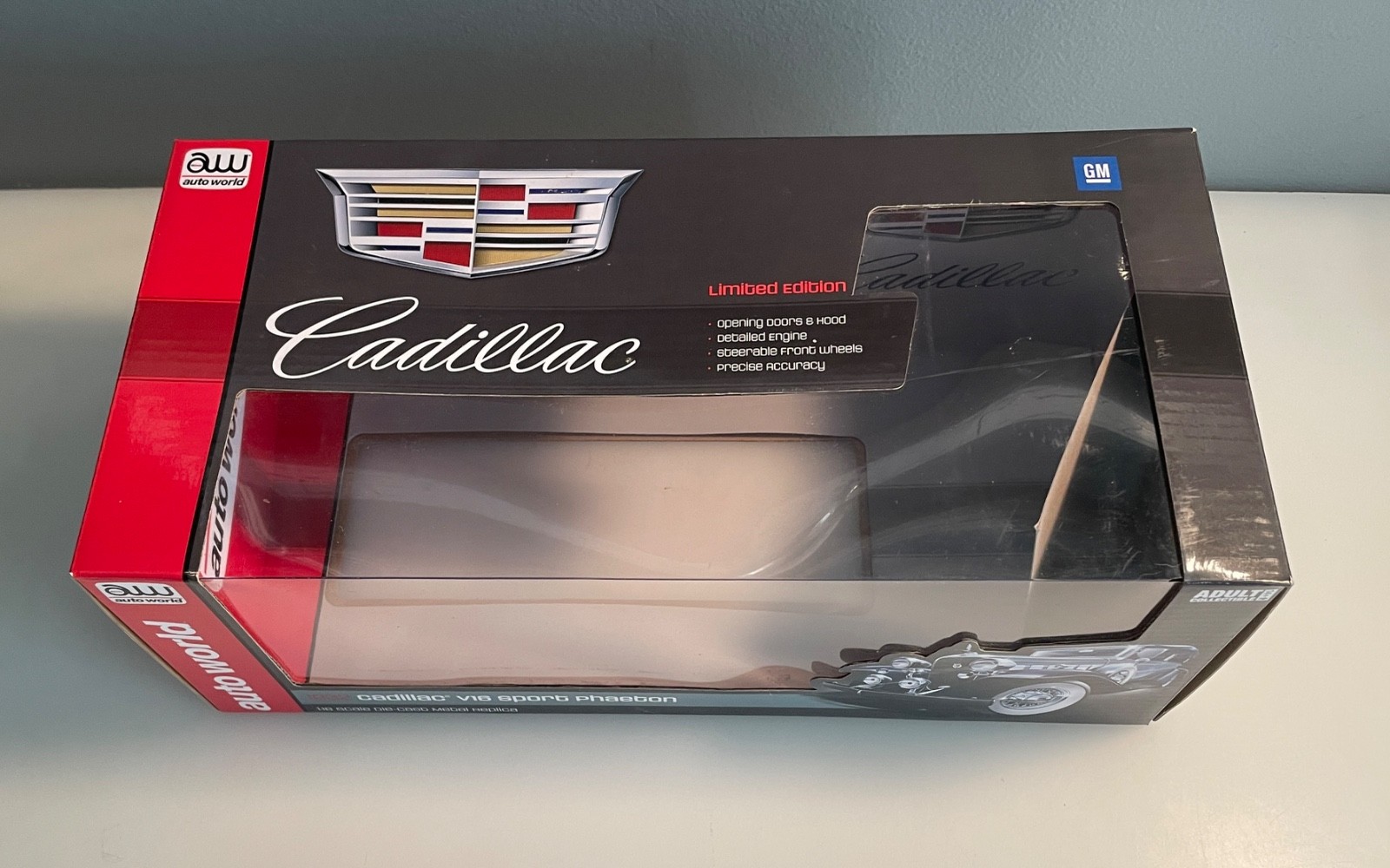 Auto World 1932 Cadillac V16 Sport Phaeton – 1:18 Scale Die Cast – Original Box