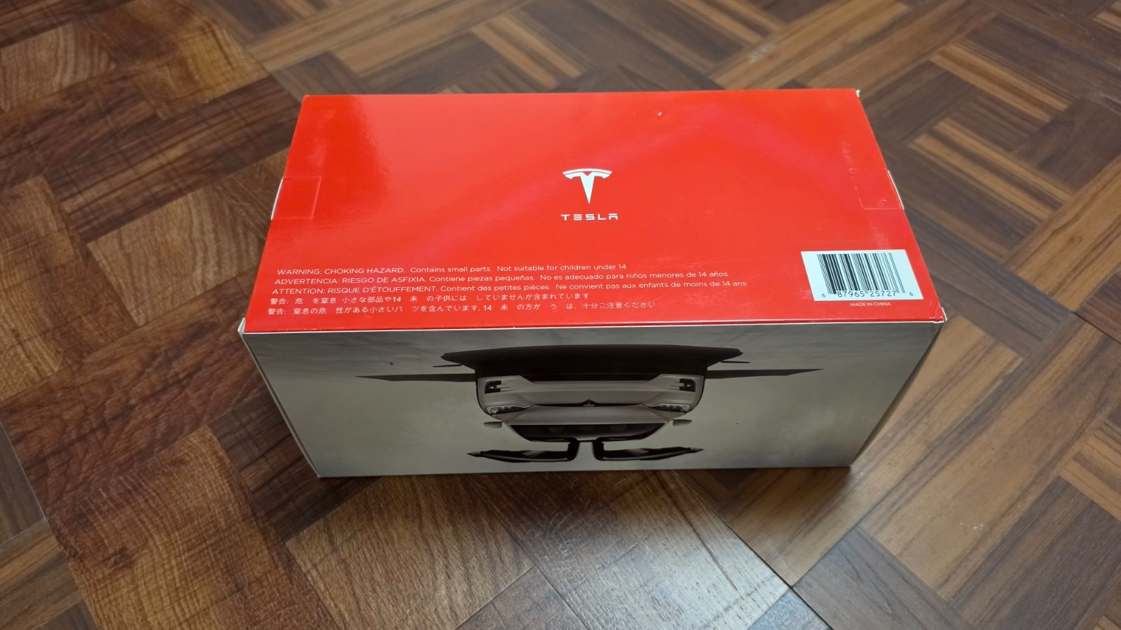 Tesla Model X P100D Official Genuine 1:18 Scale Diecast Car Collectible SEALED