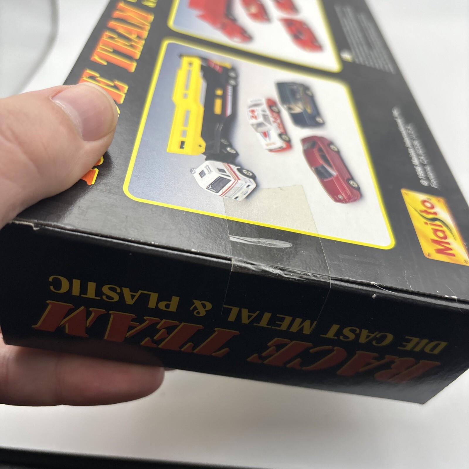 MAISTO Race Team Die-cast metal 4 pieces