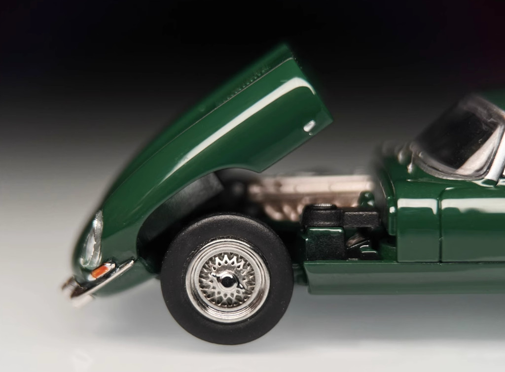 GFCC 1:64 1961 E Type Roadster Hard Top Sports Model Diecast Metal Car