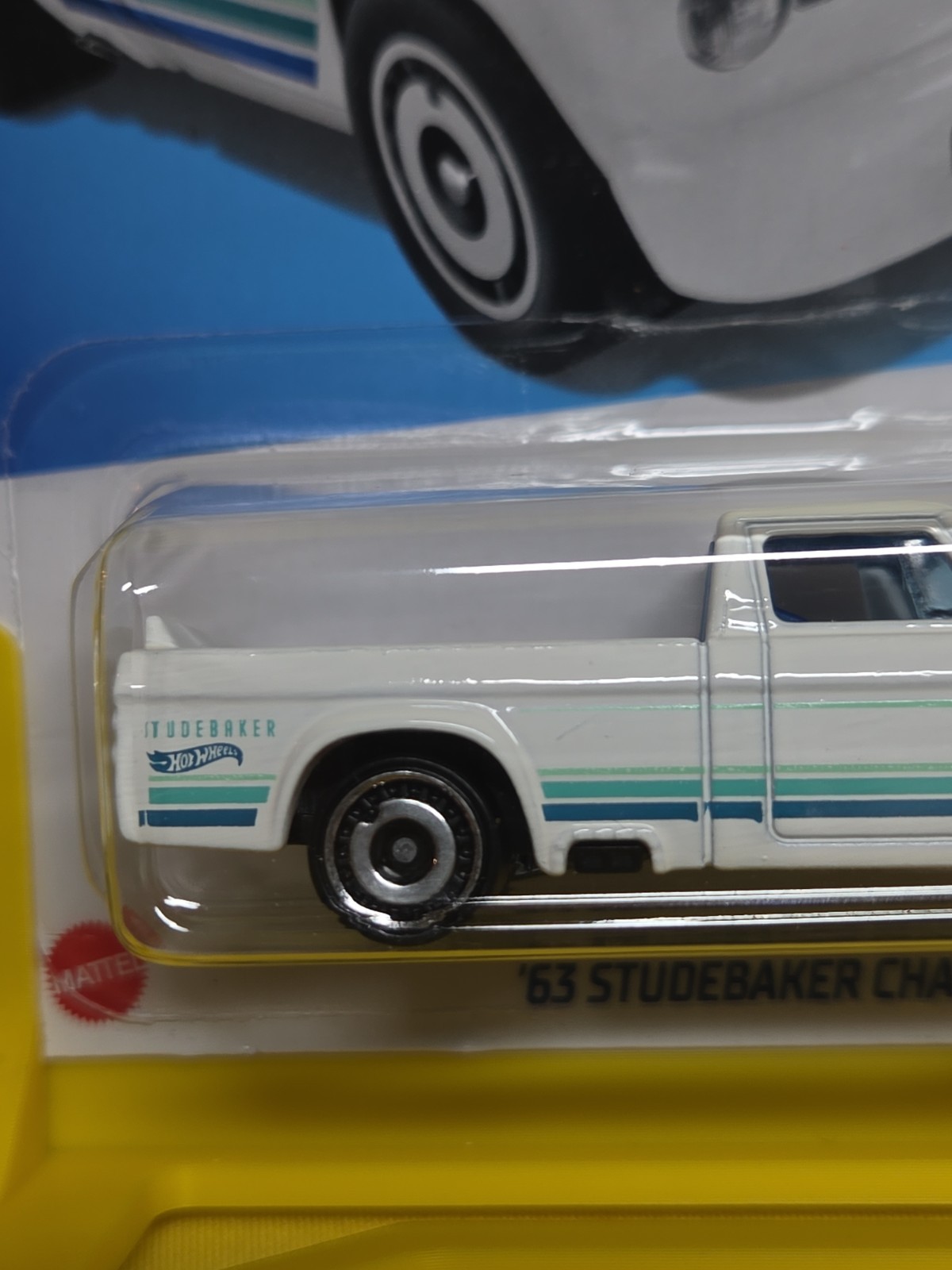 Hot Wheels HW Hot Trucks 9/10 ’63 Studebaker Champ 155/250 White & Gift 🔥61