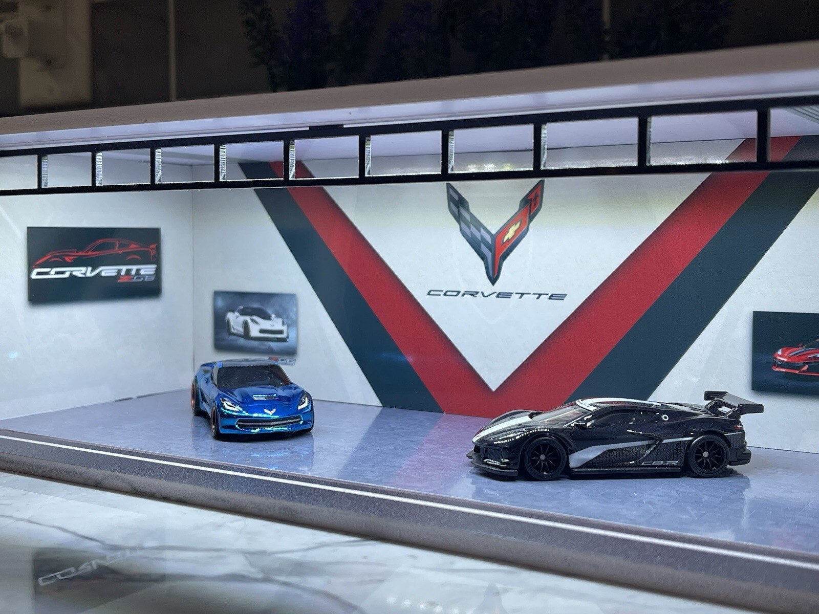 Corvette Theme FOR Hot Wheels 1:64 Model Diorama Garage LED Lighting!