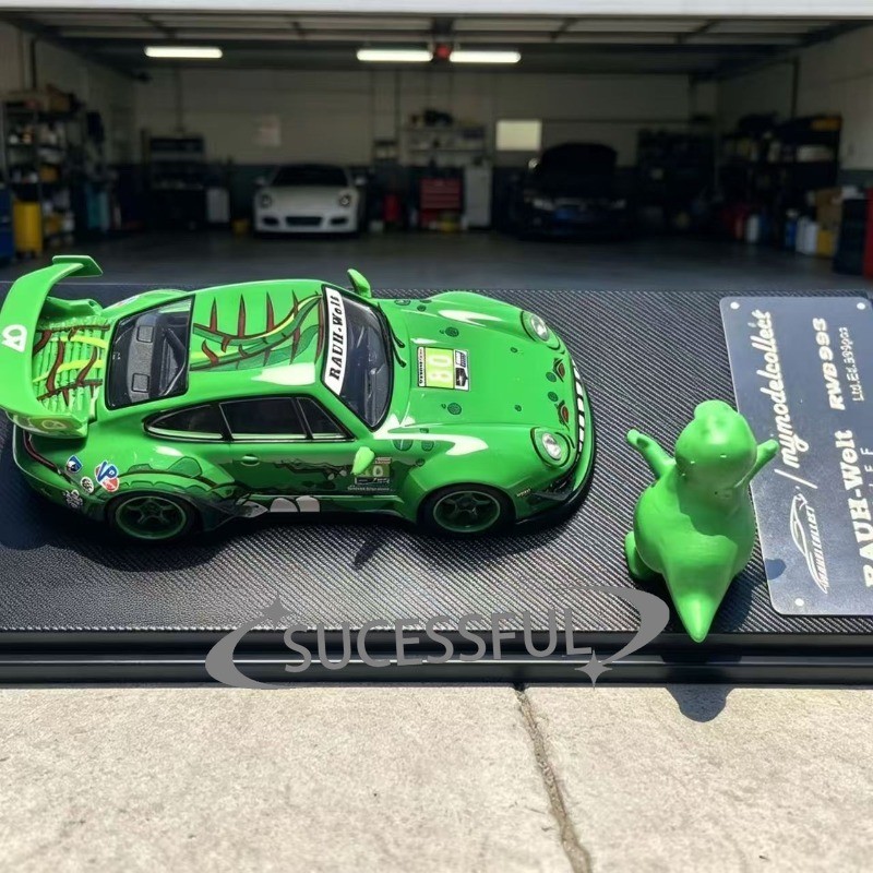 1:64 Green Dinosaur #80 RWB Porsche 993 Diecast Sports Car Model