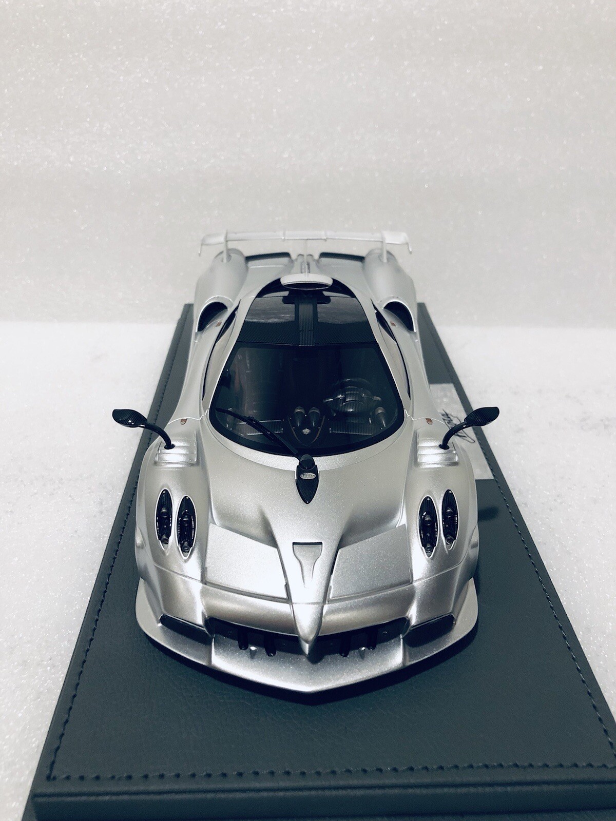1/18 BBR Pagani Imola Titanium Matt Silver limited 200 PCs with case