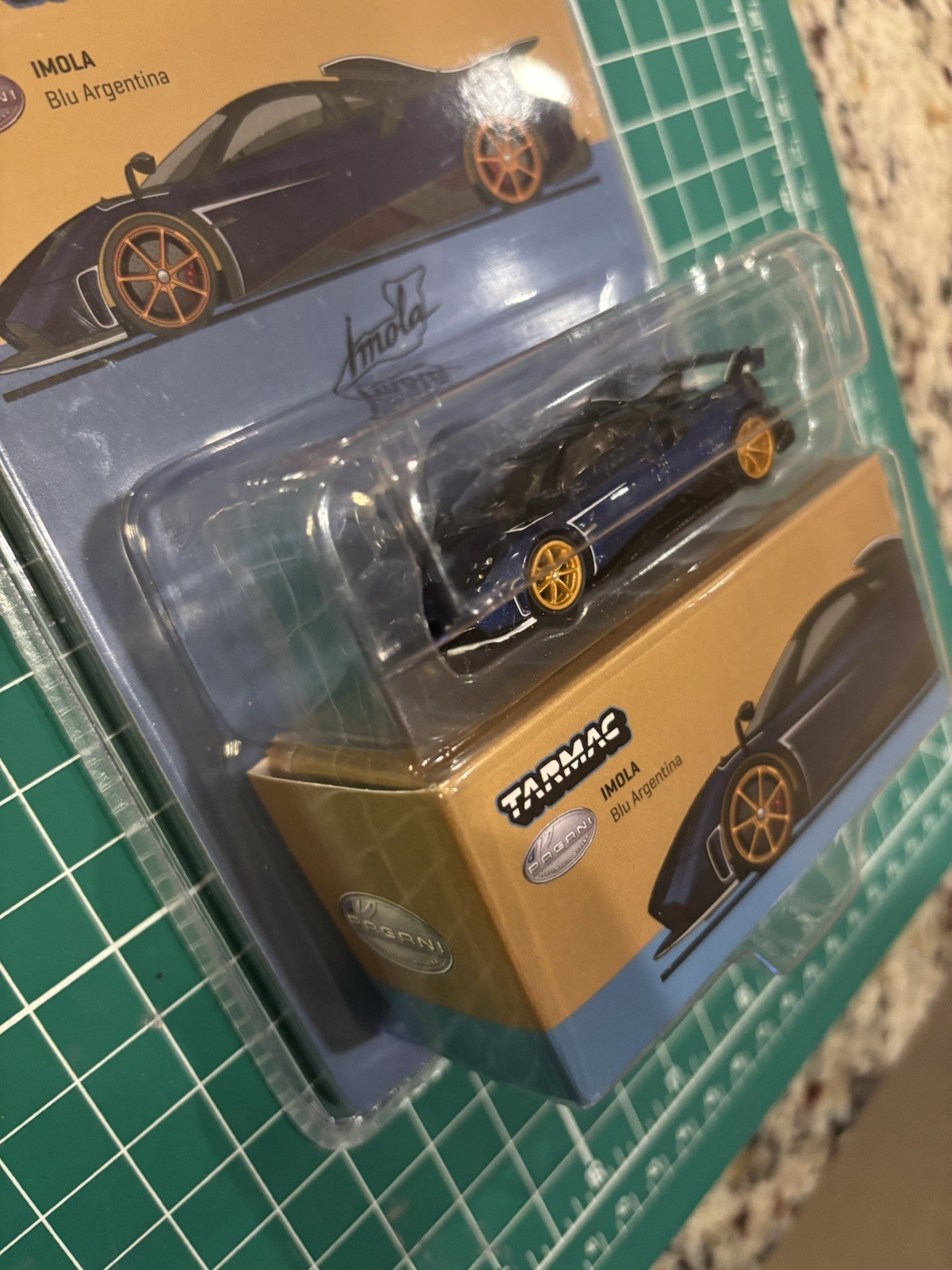 Tarmac Works 1:64 Global64 Pagani Imola Blu Argentina Blue