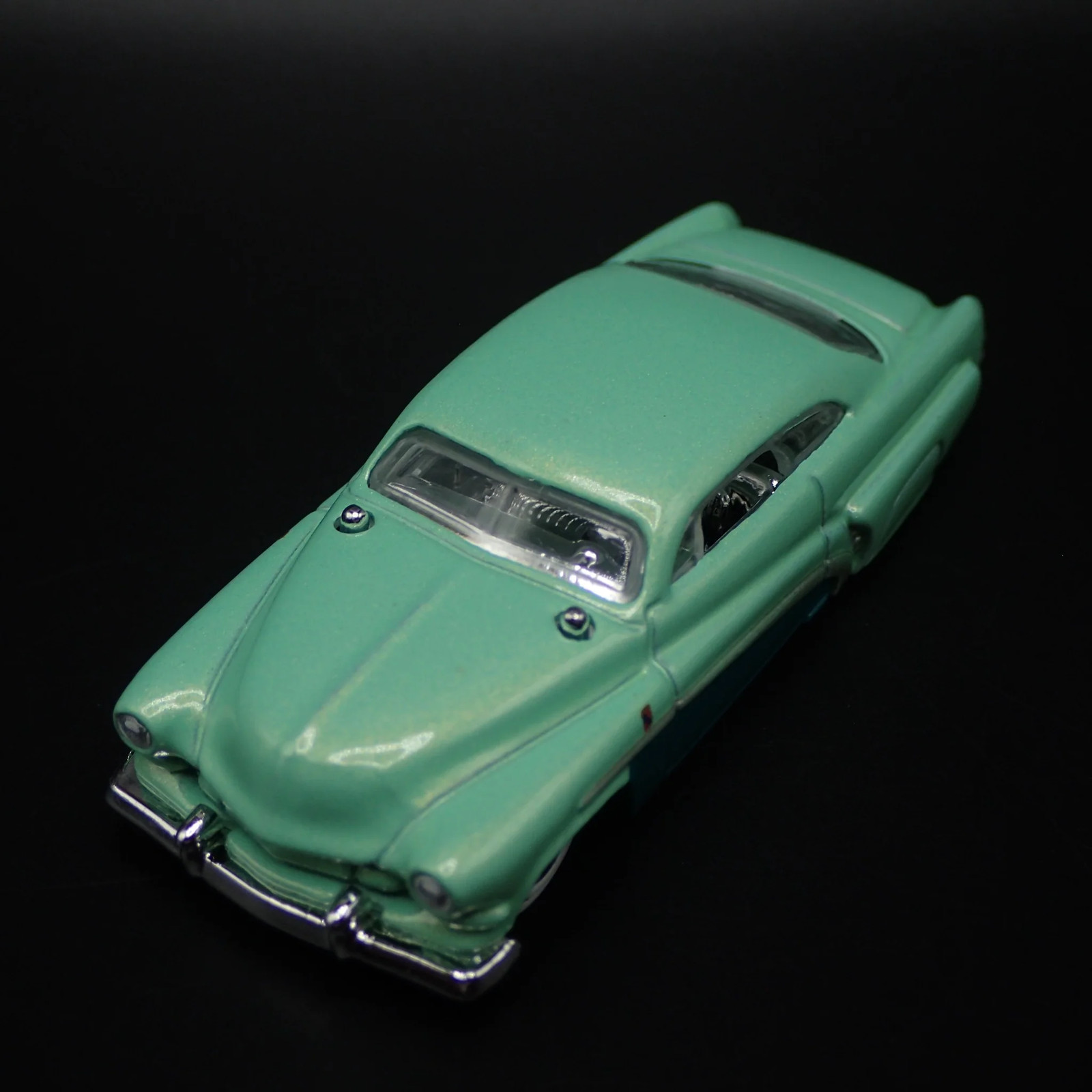 1951 51 MERC MERCURY CLUB COUPE HIROHATA CUSTOM 1:64 SCALE DIECAST MODEL CAR