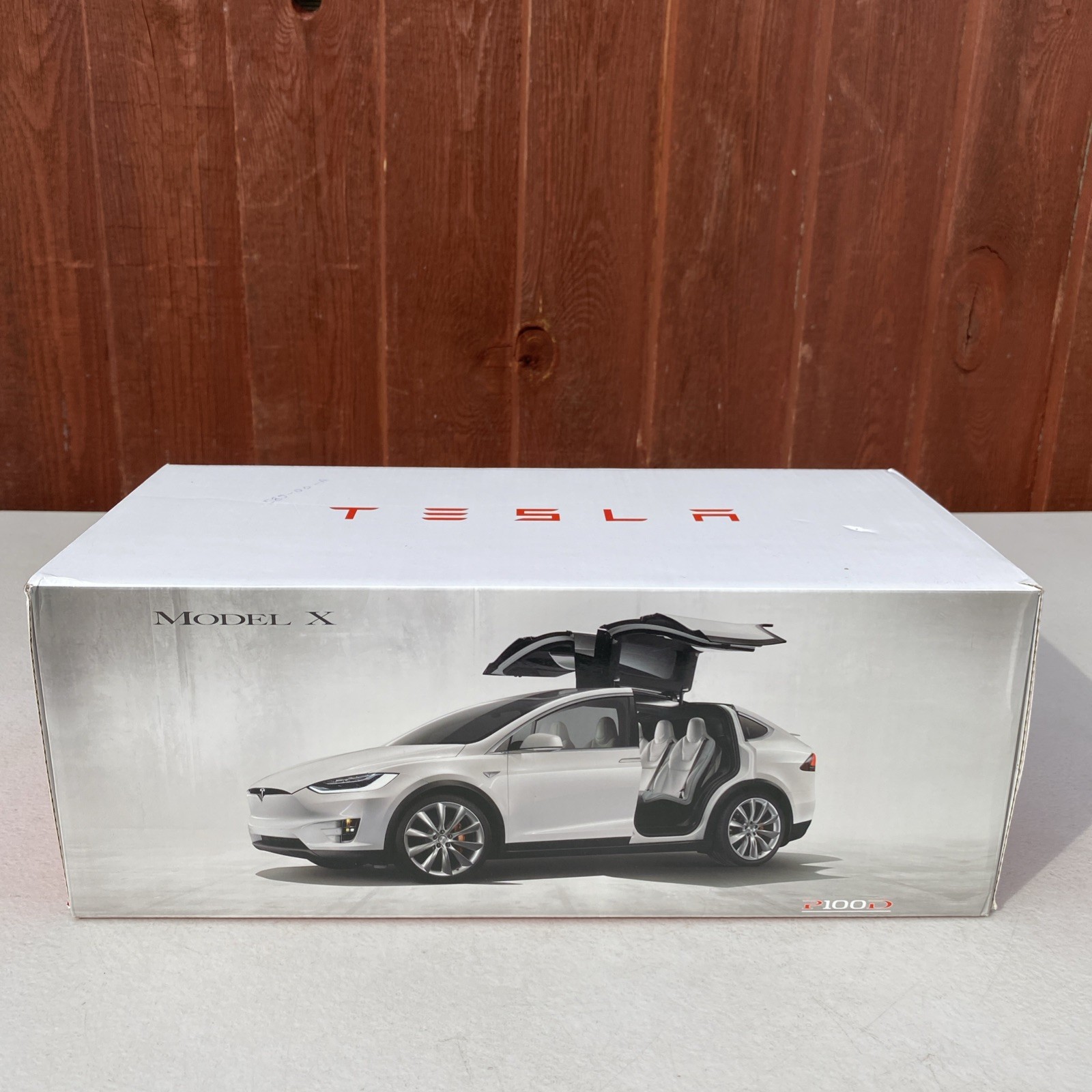 Tesla Model x P100D Metallic Grey 1/18 Scale Diecast Model – Dealer Edition New