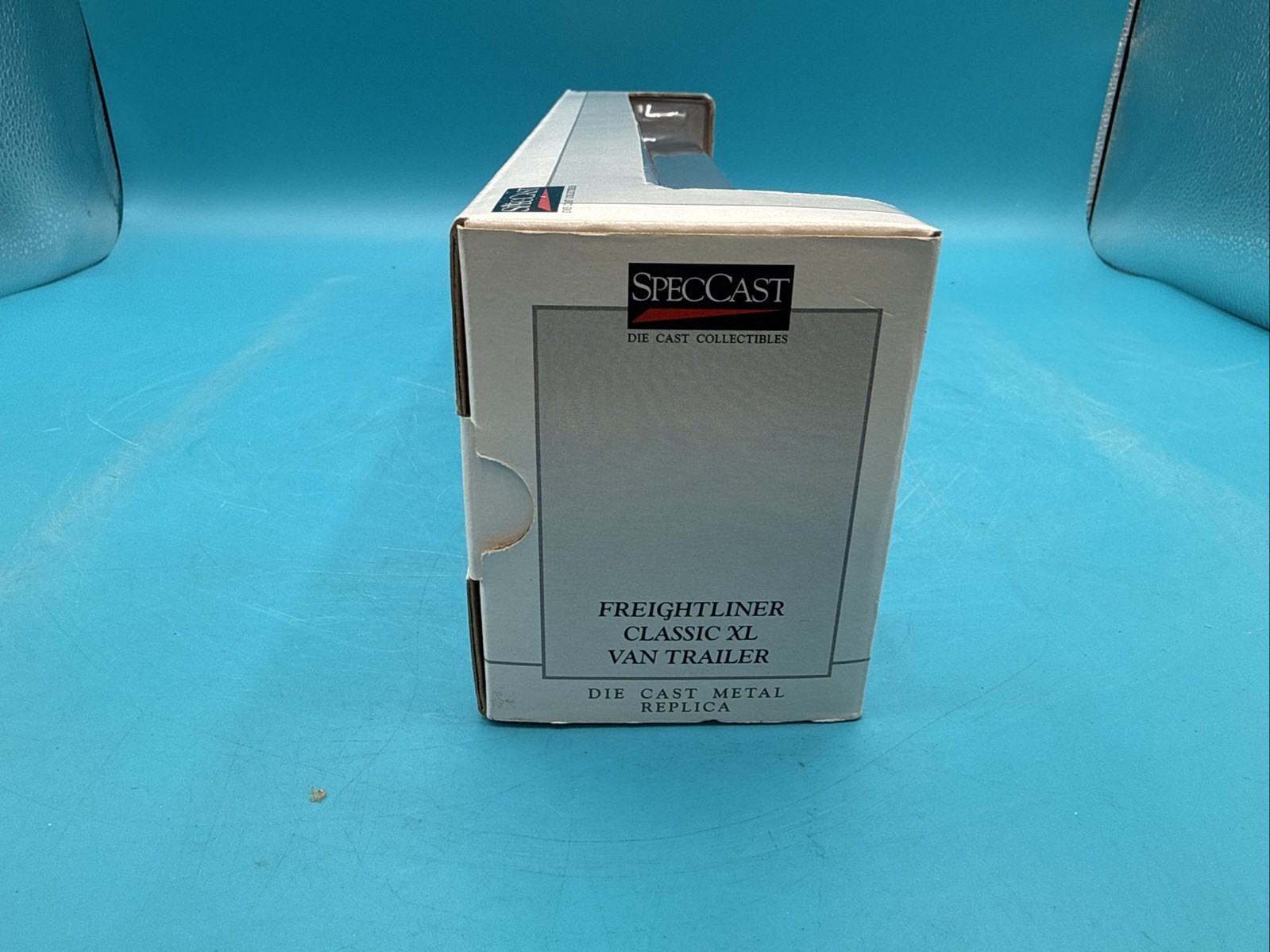 SpecCast Liberty Classics – INTERCITY LINES Freightliner Classic XL #36515