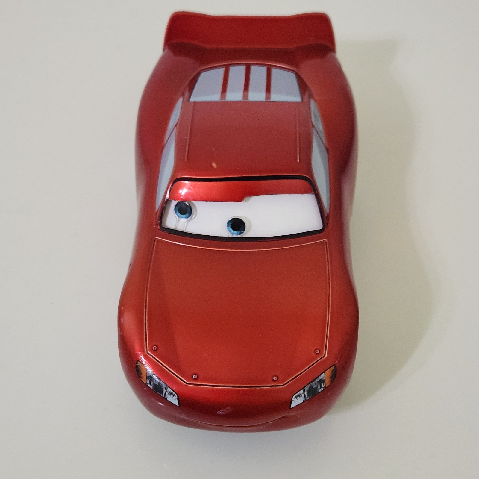 Disney Store Cars Cruisin’ Lightning McQueen Talking Pullback Wheelie Action 6″
