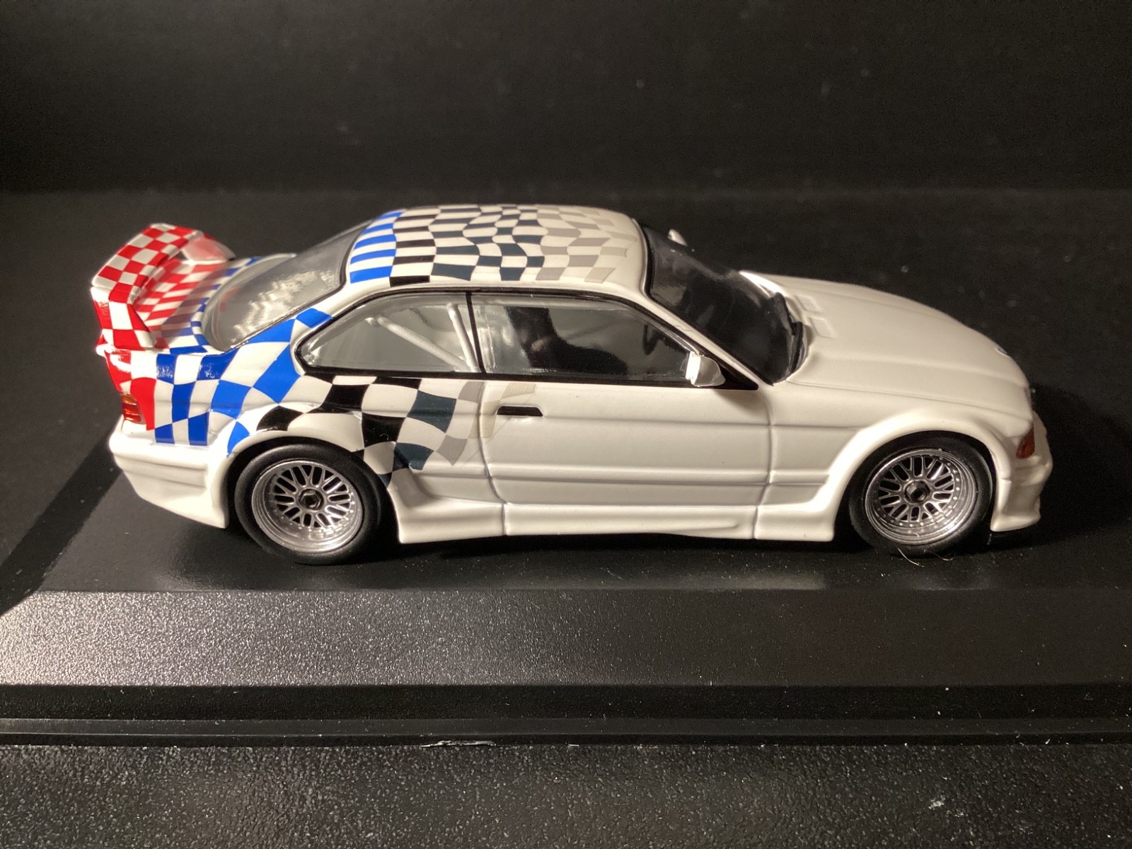 BMW M3 GTR E36 Motorsport 1993 Minichamps Rare Limited in scale 1/43