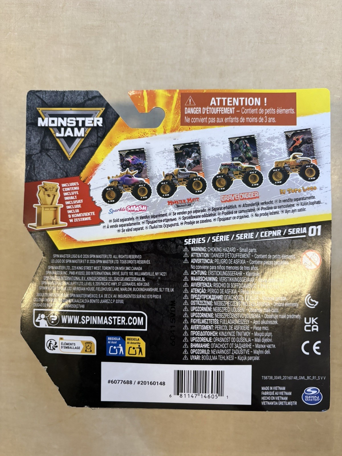 SPIN MASTER 2026 MONSTER JAM GOLD TROPHY CARD SERIES #01 GRAVE DIGGER