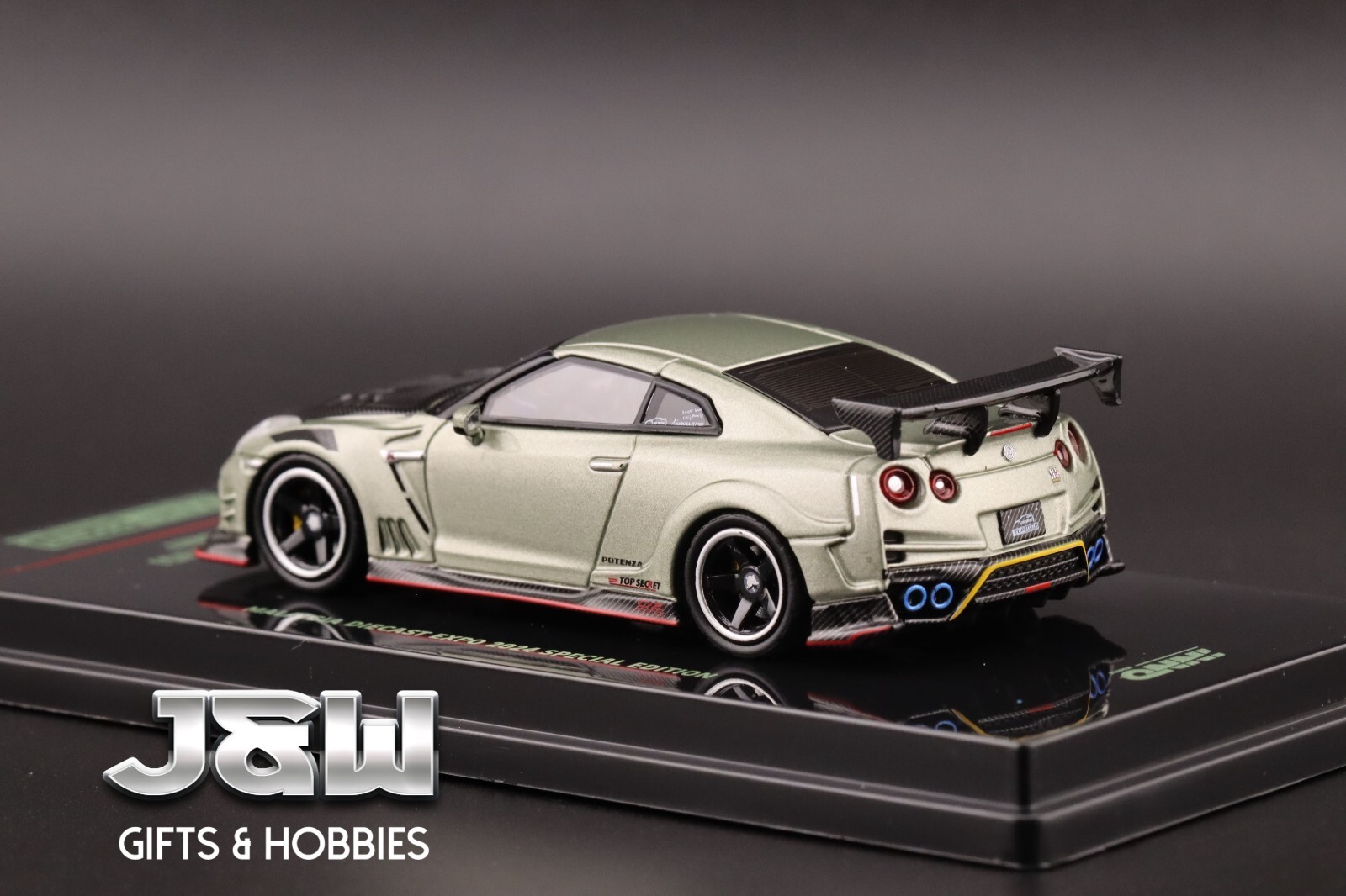 Inno64 Nissan GT-R R35 Top Secret MDX EXPO 2024 Tokyo Auto Salon 1/64