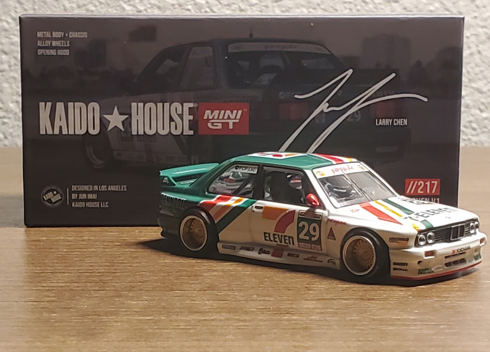 Kaido House x Mini GT BMW M3 Larry Chen 7-Eleven 1/64 KHMG217