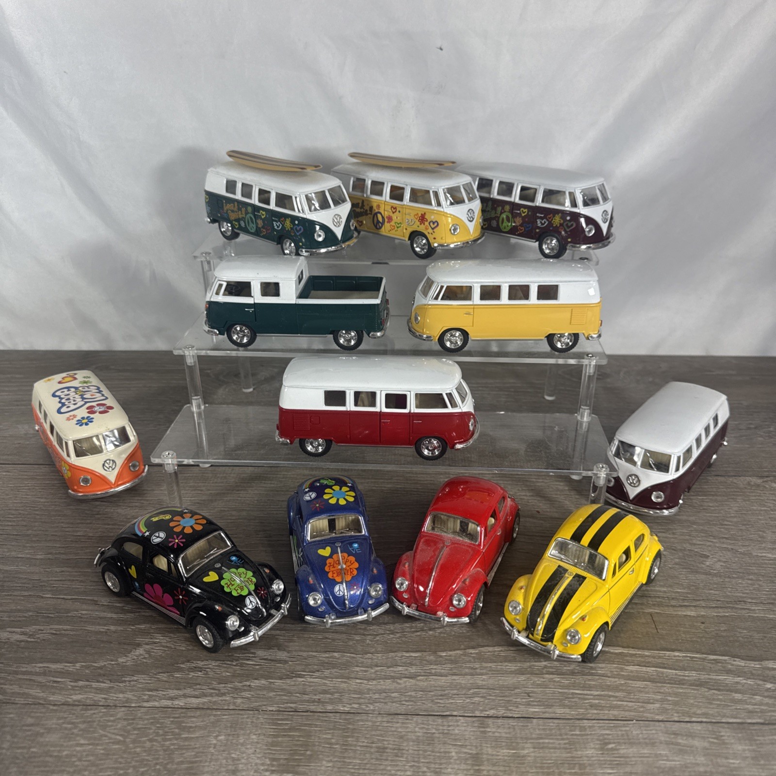 Kinsmart Volkswagen Classical Beetle And Bus Lot Of 12 Die Cast Plastic