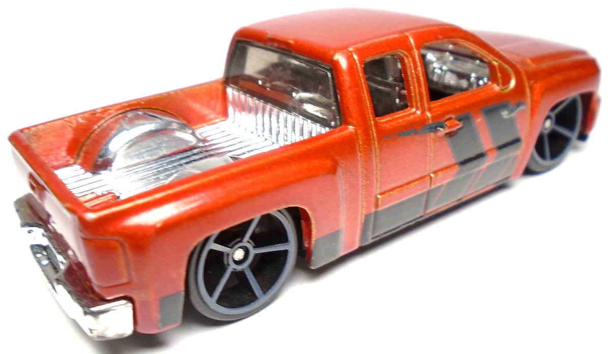 2018 HOT WHEELS HW 100 YEARS CHEVY SILVERADO ORANGE DIECAST 3 3/8″ PICKUP TRUCK