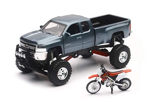 NewRay Chevrolet 4×4 Gray Silverado Pickup Truck w/ Working Suspension, 1:32