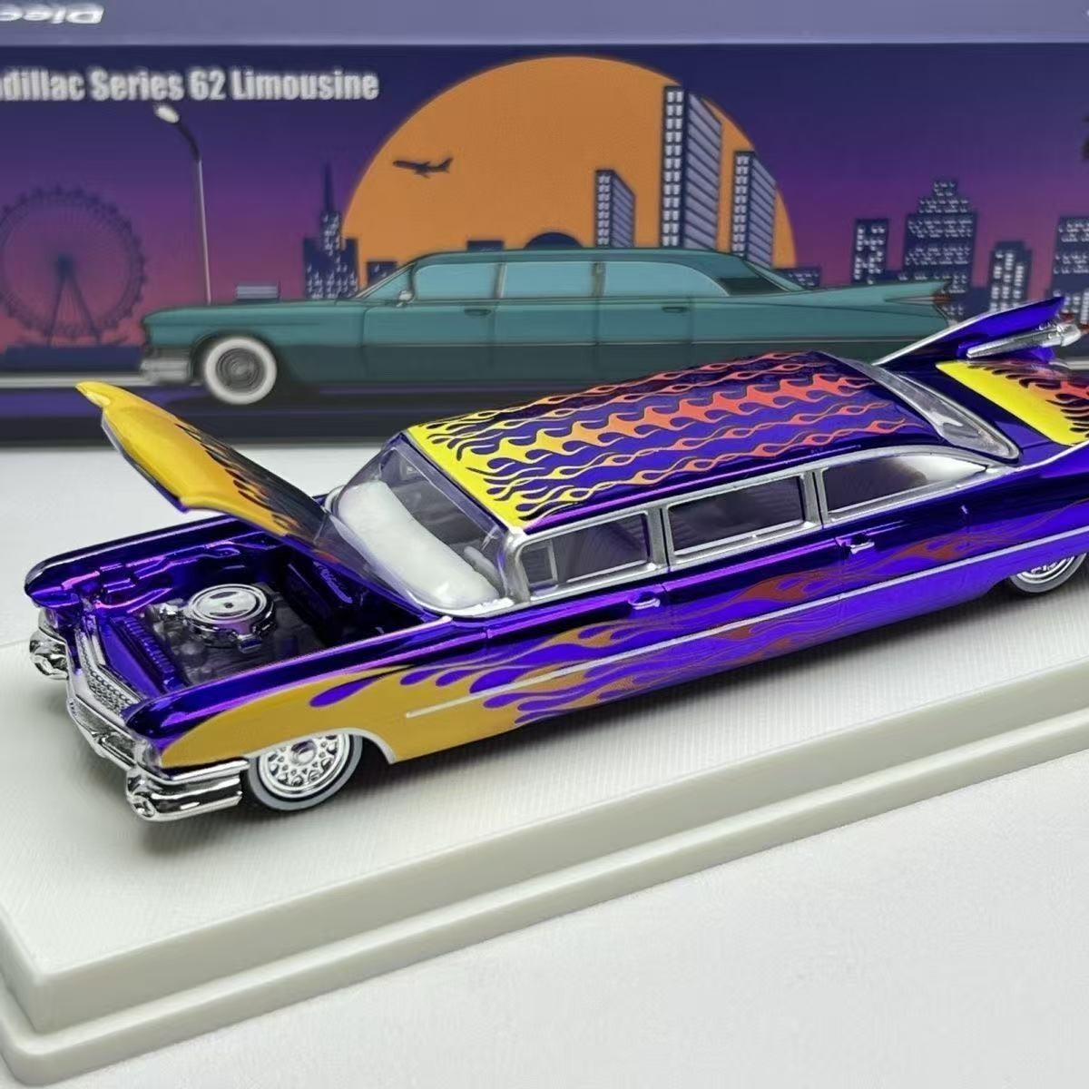 1/64 Mechanic 1959 Cadillac Series 62 limousine Flame Diecast Model