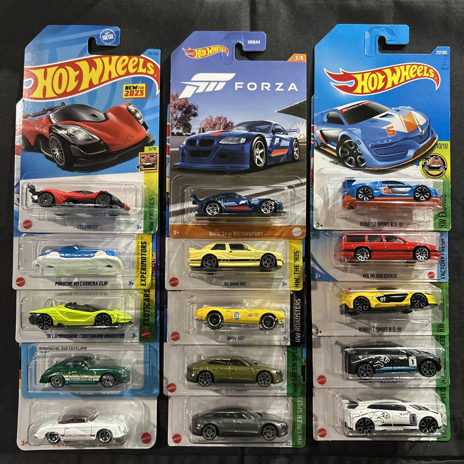 Hot Wheels Exotics Lot Of 15 Lamborghini, Porsche, Jaguar, Mercedes, Volvo