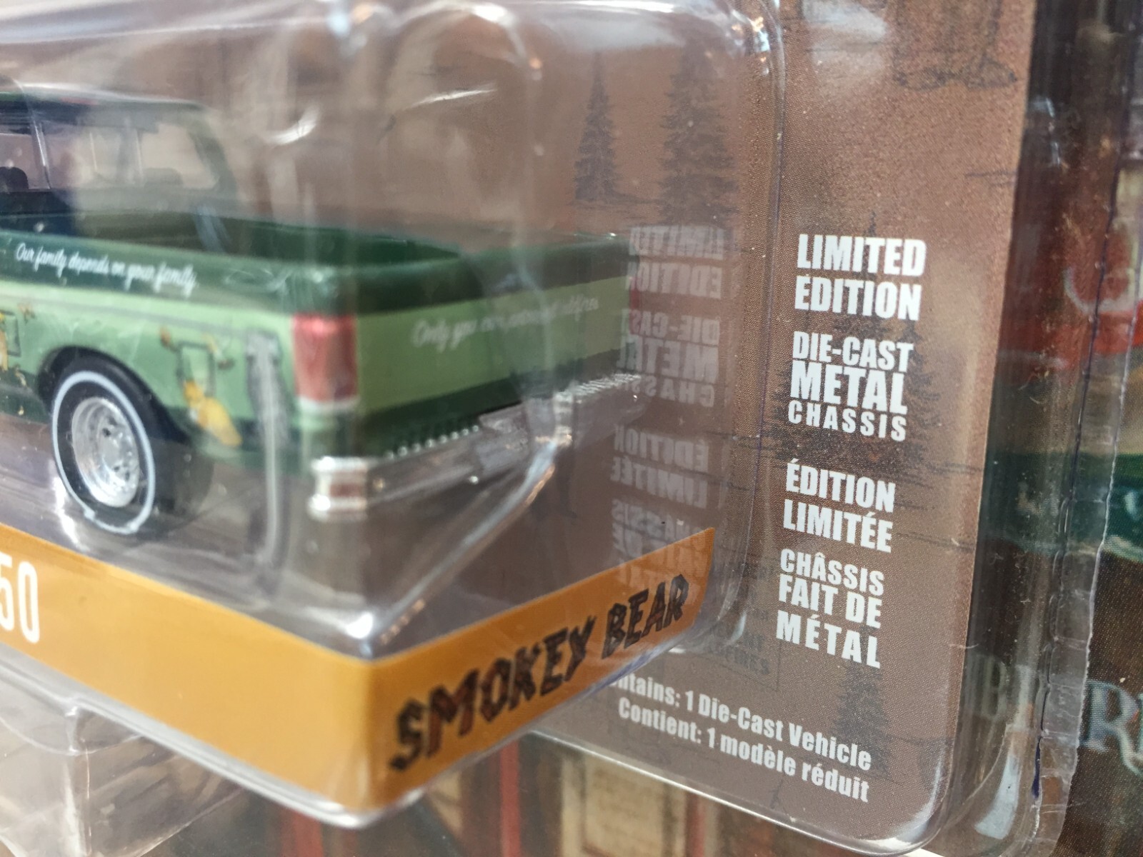 GREENLIGHT 1:64 SCALE HOBBY EXCLUSIVE SMOKEY BEAR 1995 FORD F-250 TRUCK NIP
