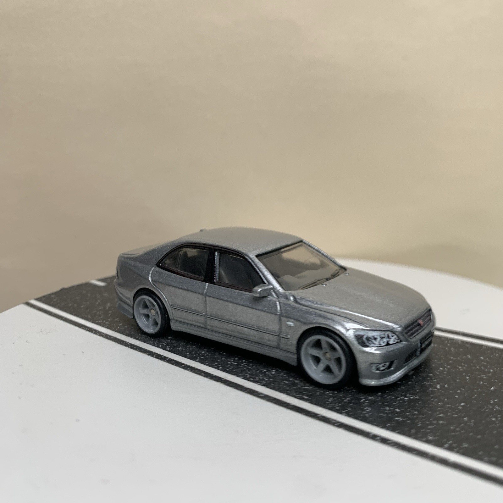Hot Wheels Premium Modern Classics ’98 Toyota Altezza Lexus IS300 Silver 1:64 NM