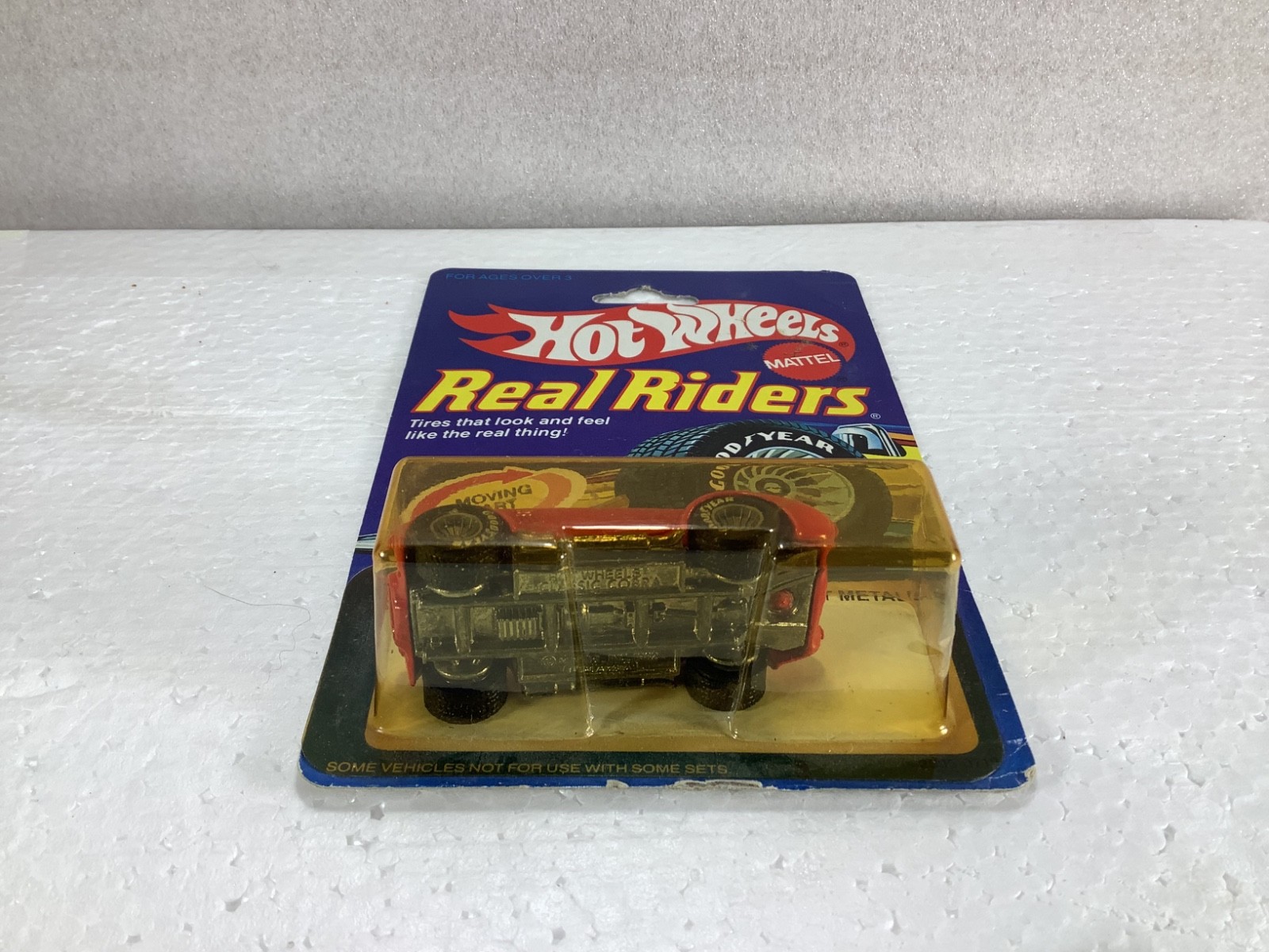 Vintage 1982 Hot Wheels Real Riders Classic Shelby Cobra #2535 ON CARD AMAZING
