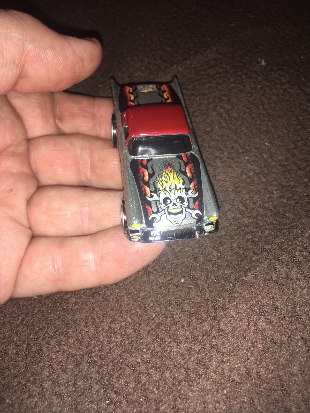HOT WHEELS – WORLD RACE HIGHWAY 35 – SCORCHERS – 1957 FORD THUNDERBIRD