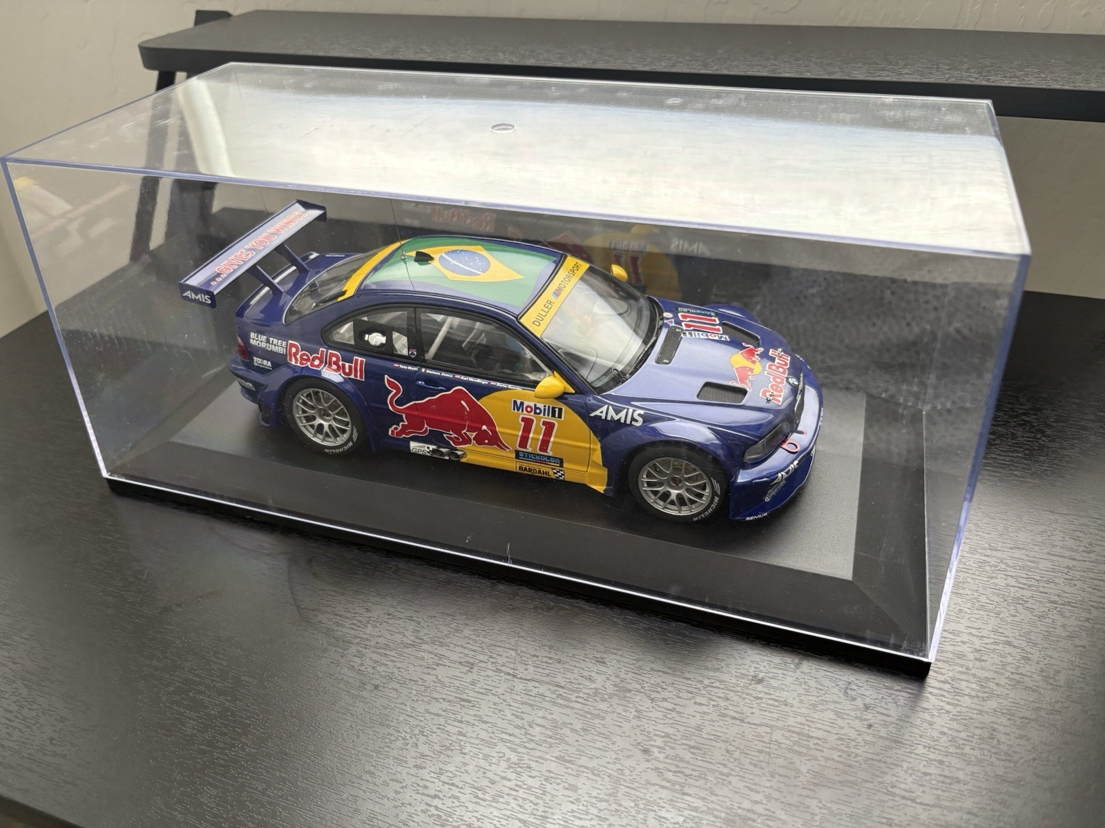 1:18 Autoart BMW E46 M3 GTR ‘Red Bull’ #11 Interlagos