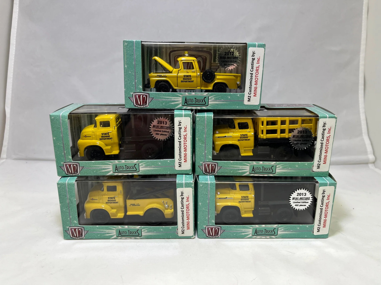 # 01103 – Mini-Motors, Inc. M2 State Hwy Department Set – 8 Pcs.