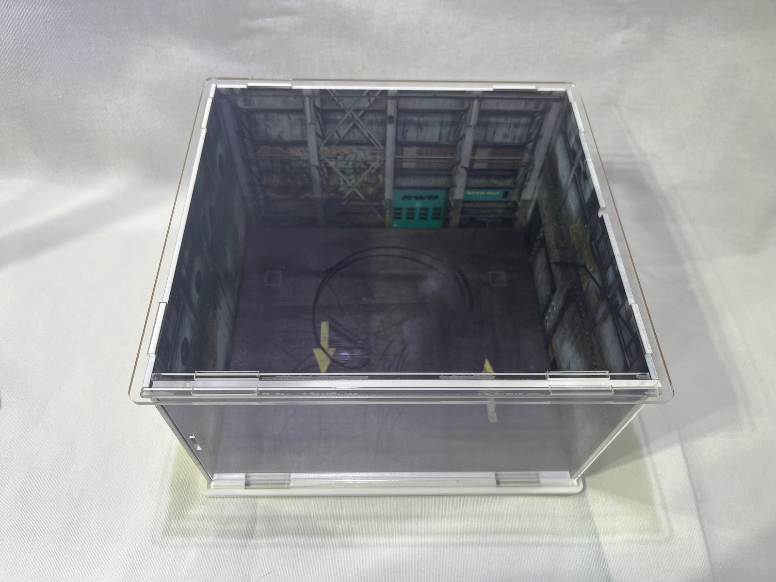 # 01162 – 1/64 Back Alley Display Diorama