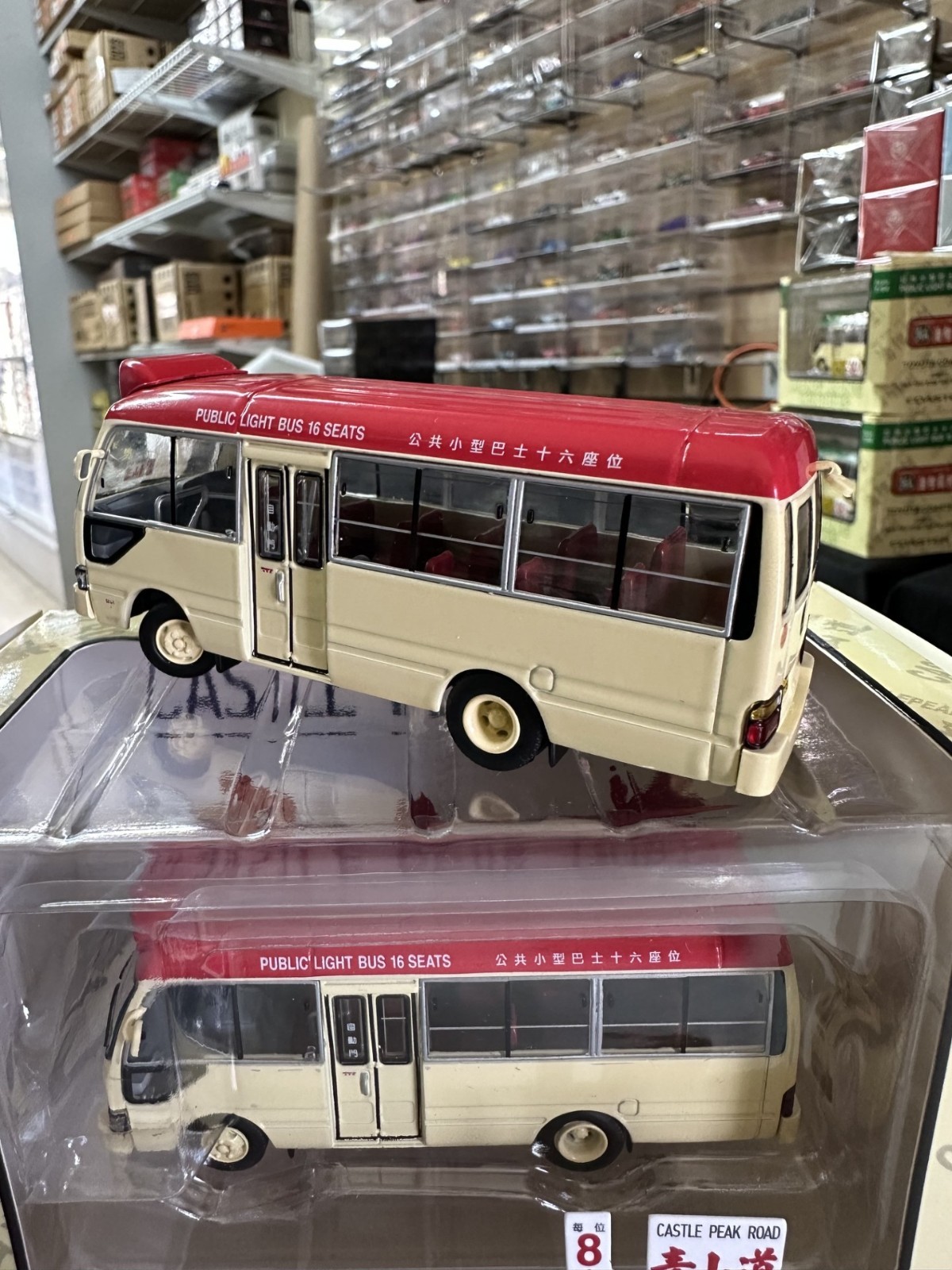 TOYOTA COASTER HONG KONG MINIBUS MINI BUS WHEELS STEER 1/64 DIECAST BY MODEL 1