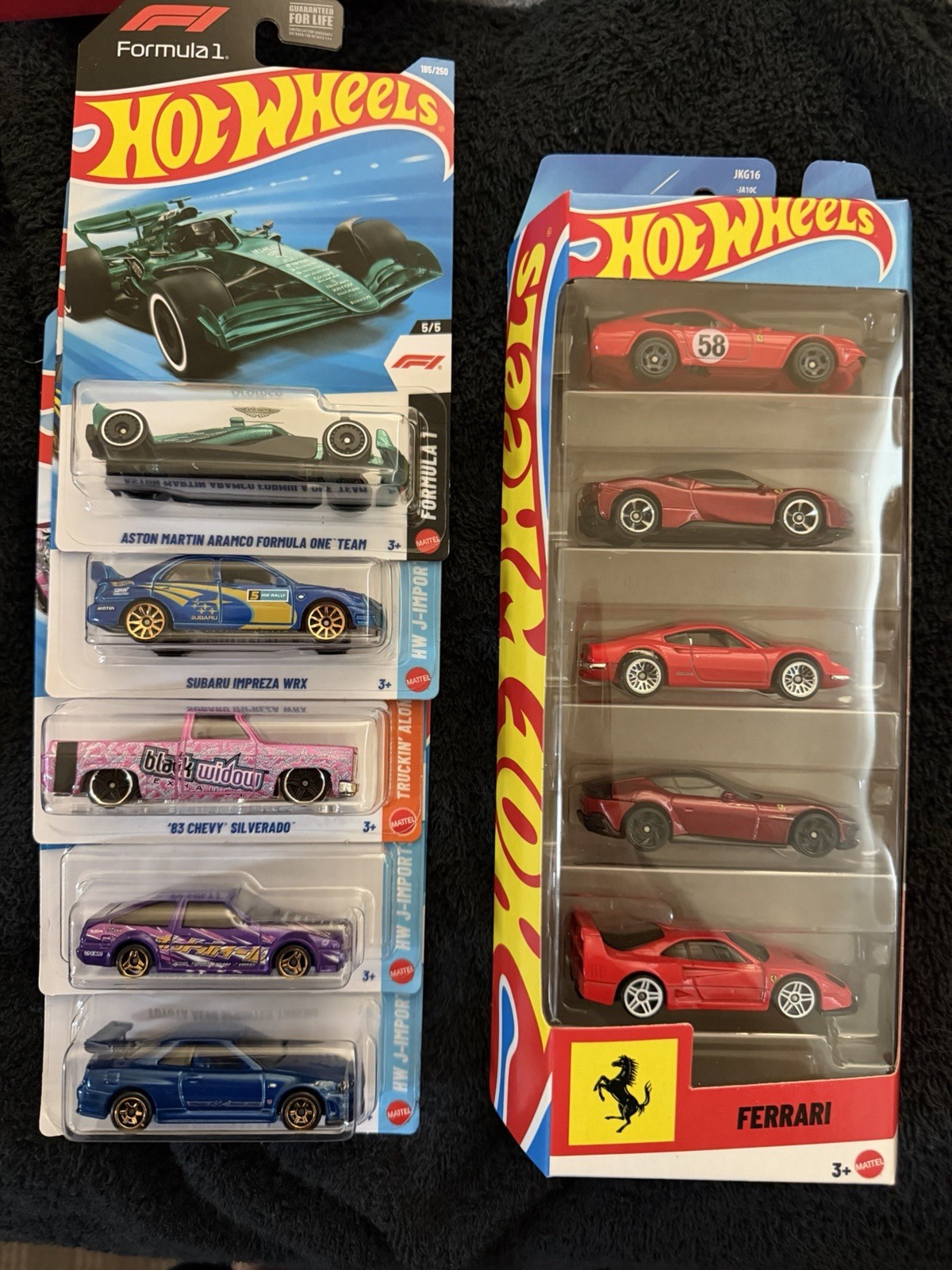 Hot Wheels Ferrari 5-Pack 1:64 Diecast Cars Set Red Unopened Box