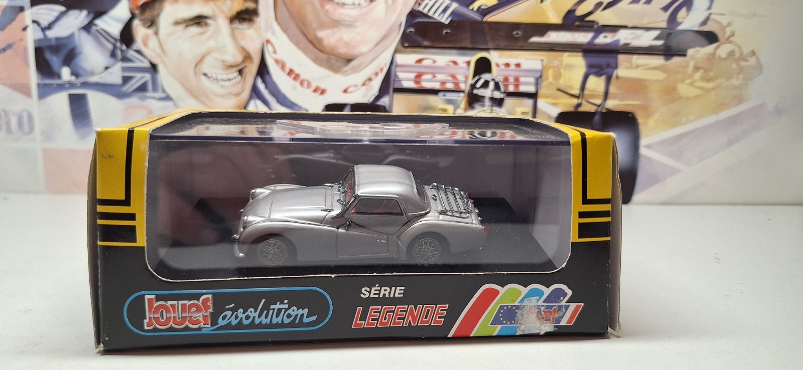 JOUEF EVOLUTION – TRIUMPH TR3A HARD TOP – METALIC GREY – 1/43 SCALE MODEL CAR