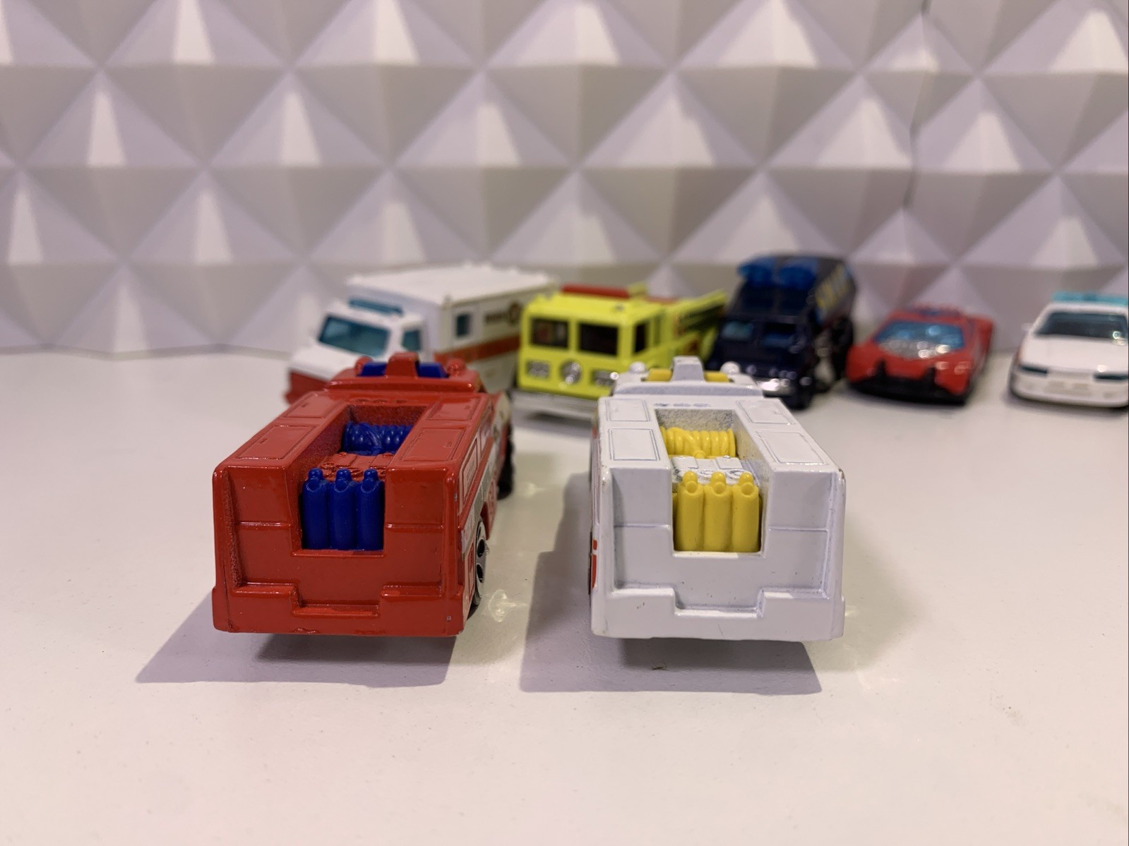 Hot Wheels Loose Lot of 8 Rescue and Police Fire Trucks