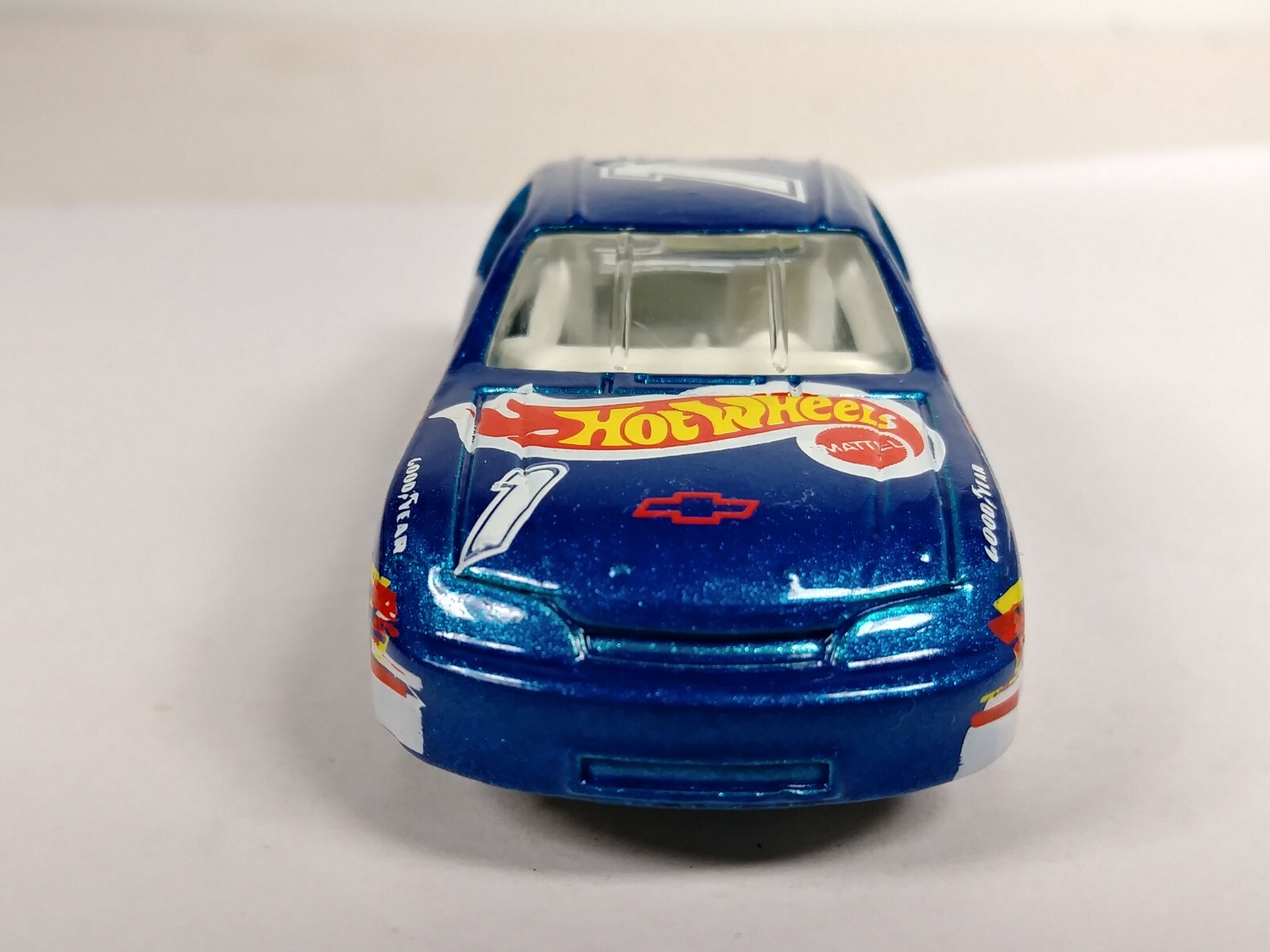 Lumina Stocker Hot Wheels 1995 Race Team Series Dark Blue 7SP Rims 1:64 Loose