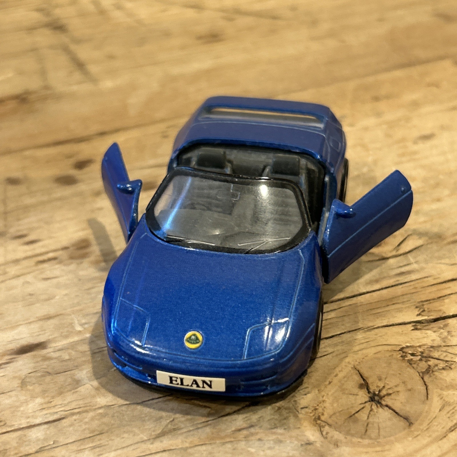 Maisto Lotus Elan Scale 1:38 Blue with Box Die Cast and Plastic Model Car