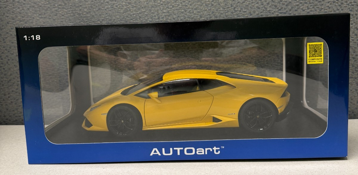1/18 Autoart Lamborghini Huracan LP610-4 (Yellow) Diecast Car Model