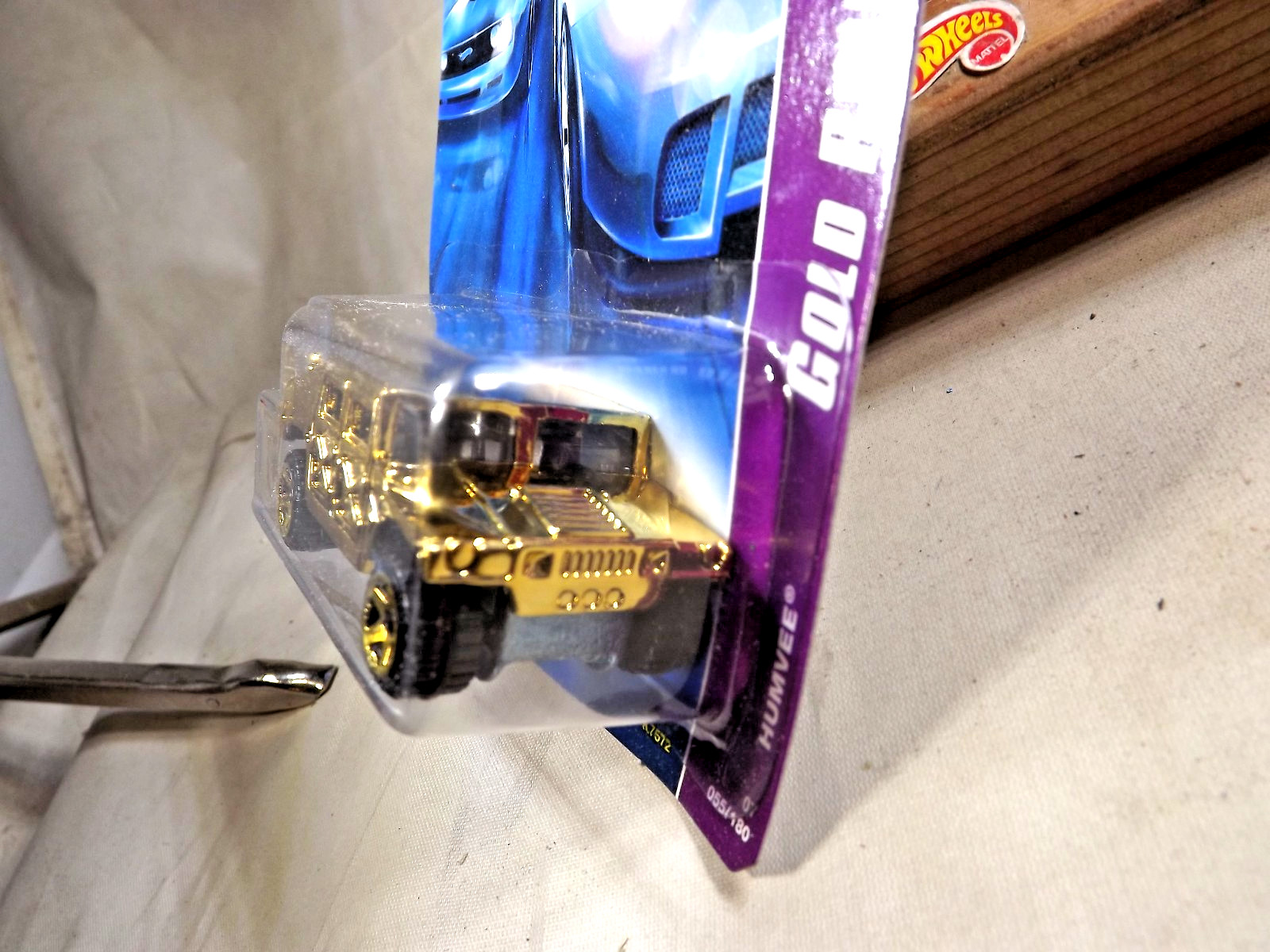 2007 Hot Wheels #55 Gold Rides 3/4 HUMVEE Gold w/Gold ORUT5 Spoke Wheels