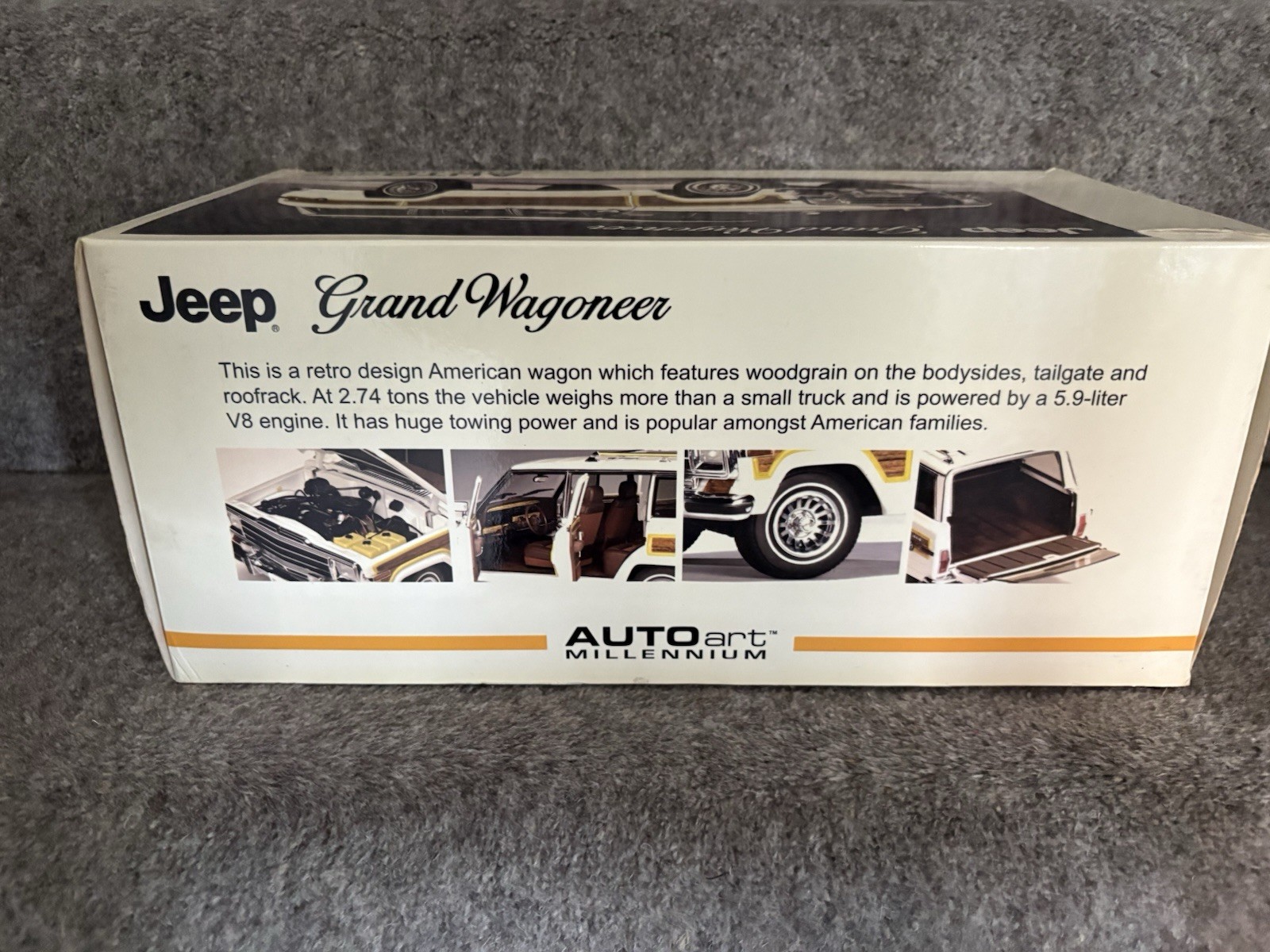 AUTOart Millennium 1/18 Jeep Grand Wagoneer #74001 Boxed Model Car