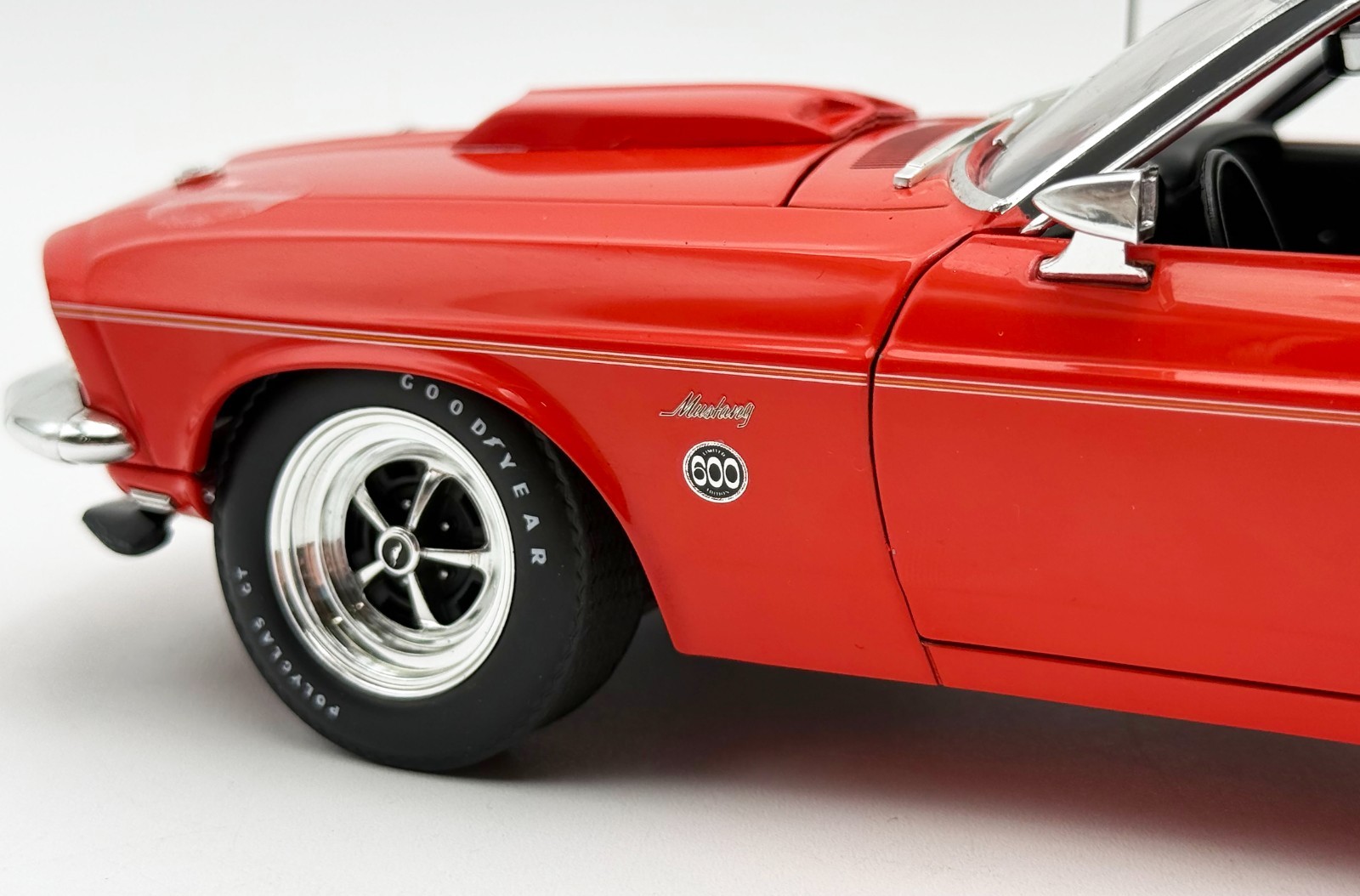 ACME SPECIAL ONLY 69 MADE – 1:18 1969 Ford Mustang 600 FLWR PWR RED – A1801890VT