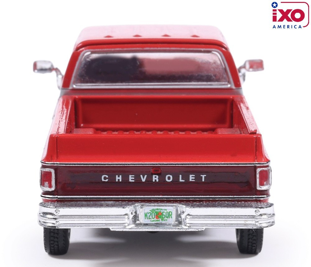IXO AMERICA 1:64 1975 GMC SIERRA CLASSIC – CARMINE RED – IA64013