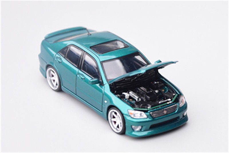 Model One 1:64 Altezza RS200 SXE10 Diecast Model Car