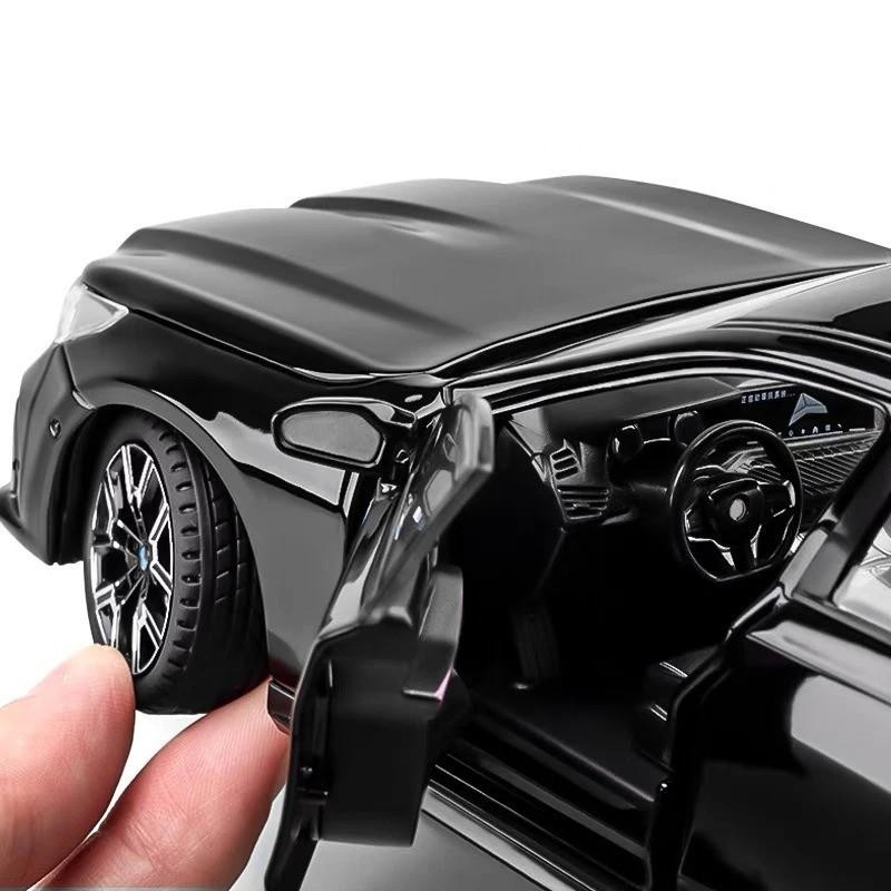 1:24 BMW I5 M60 Alloy Diecast Simulation Sound & Light Car Toy Collectible NEW